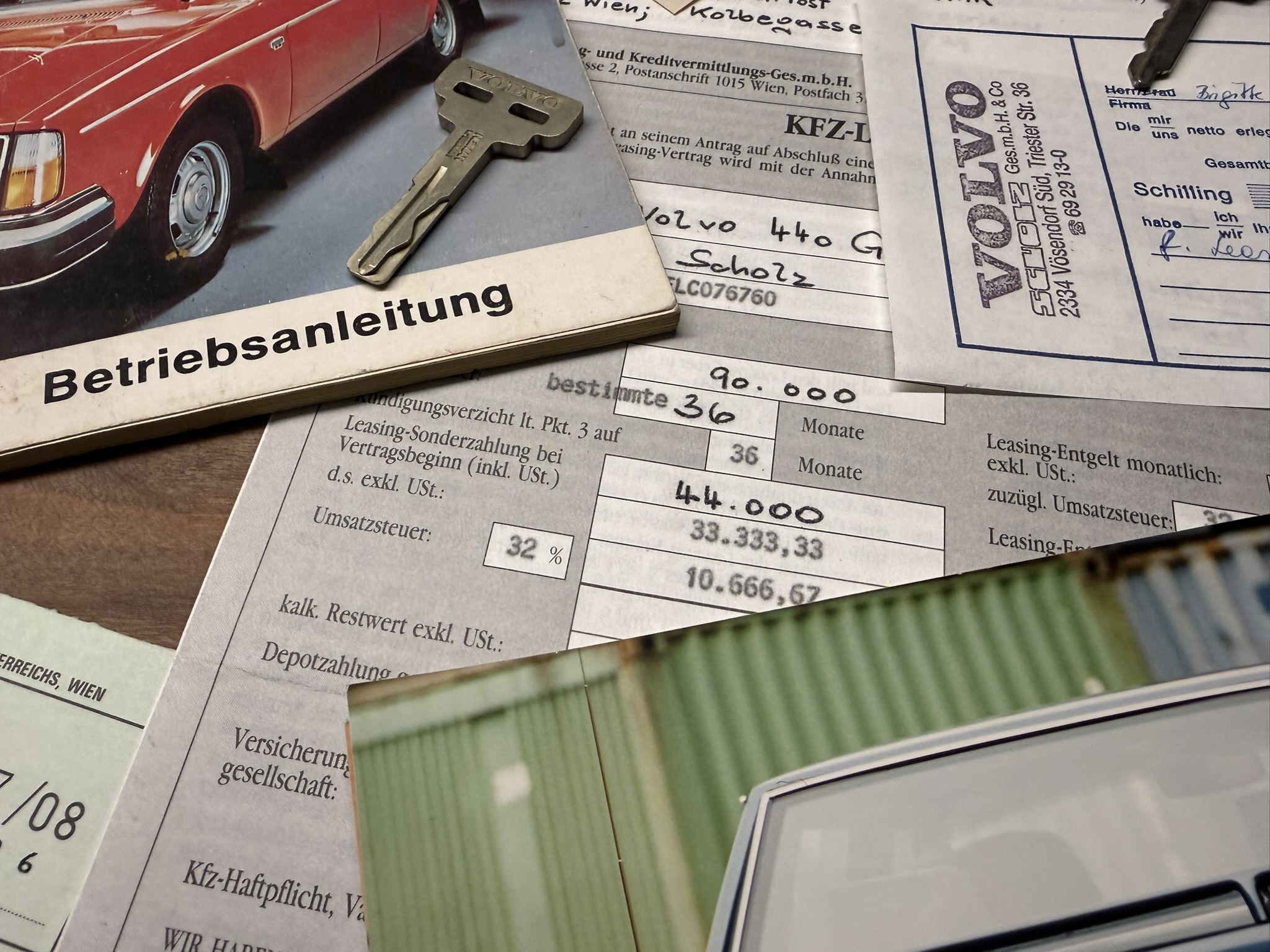 Betriebsanleitung und Leasingvertrag Volvo 440