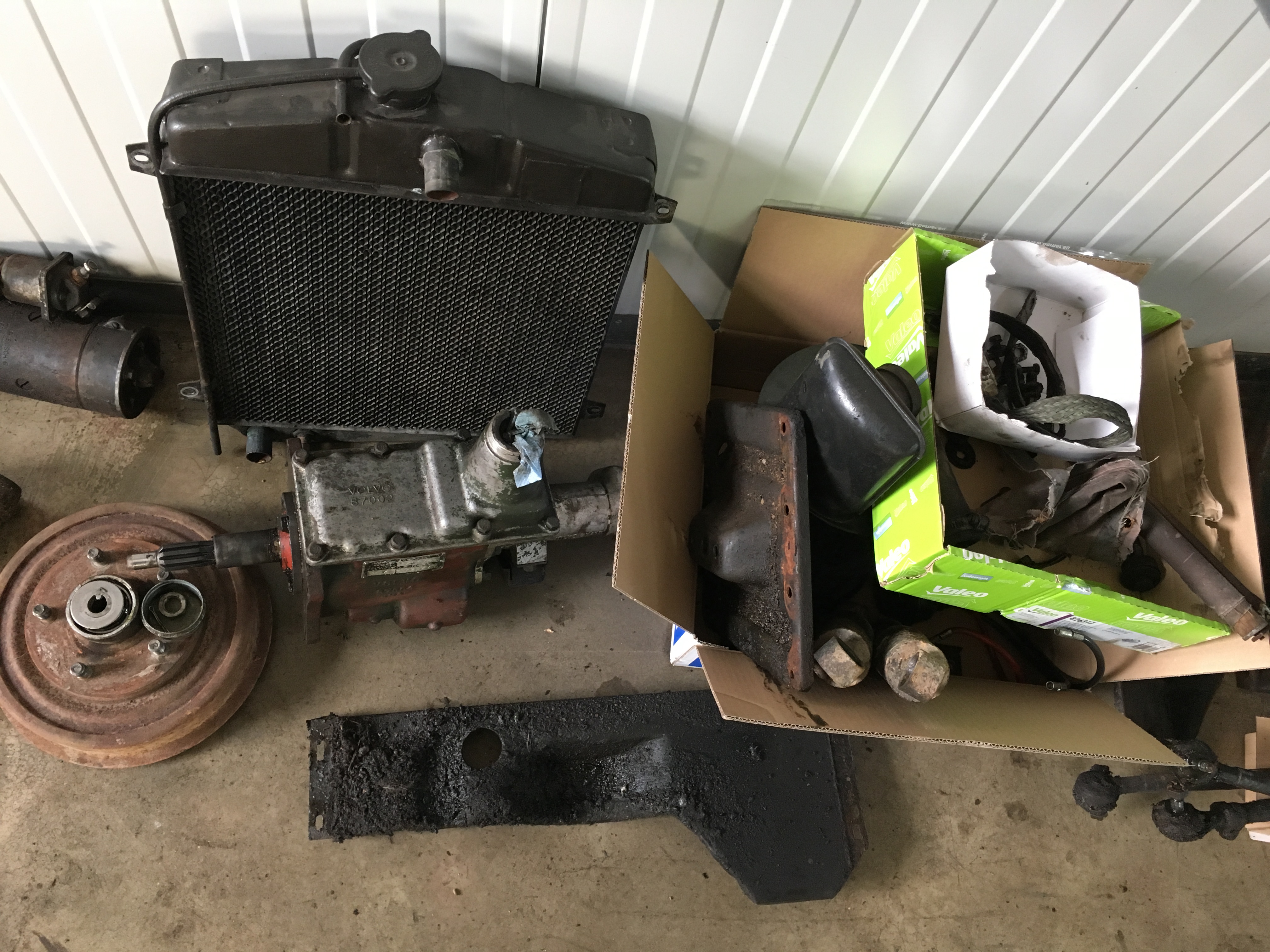 Alle ausgebauten Teile – das Ausmaß der Restaurierung