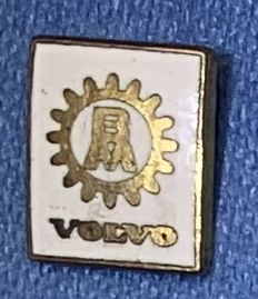 Volvo BM Pin weiß