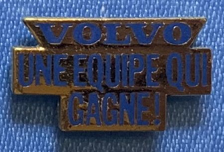 Une Equipe qui Gagne Pin